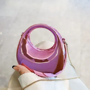 Glänzende rosa Harz Minisalat Umhängetasche, trendige Acryl Bogen Schultertasche Damen.