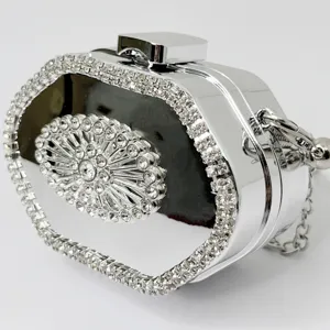 Silberne Metall Strass Abendtasche, elegante Kristall Box Handtasche mit Kette Riemen.
