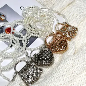Luxus Damen Mini Strass Umhängetasche Metall Ausgehöhlt Schultertasche Mit Künstlicher Perlenkette Abendtasche Geschenk