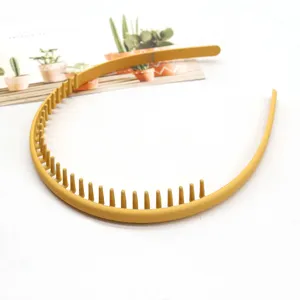 Yellow toothed plastic headband detail, matte finish hair hoop for daily face washing use.
