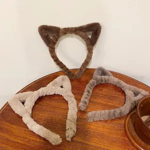 Joli bandeau oreilles de chat duveteux pour le lavage du visage, accessoire de cheveux en peluche.