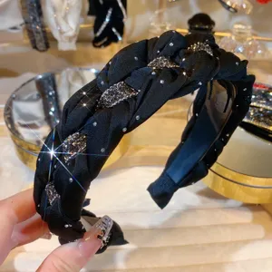 Prachtige High Skull Top Gevlochten Strass Haarband Voor Dames Satijnen Stof Gedraaide Haarband Elegant Veelzijdig Antislip Haaraccessoires