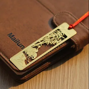 Segnalibro in metallo cavo stile cinese vintage ottone regalo cancelleria elegante.