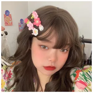 Süße Kirsch Haarklammer für Damen, Blumen Seitenclip, süßes Haaraccessoire für den Sommeralltag.