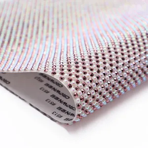 Hoja de malla de diamantes de imitación autoadhesiva, parche de diamantes rosa brillante.