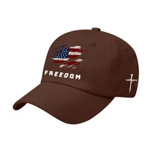 Cappellino da baseball marrone con bandiera USA logora e stampa freedom casual.