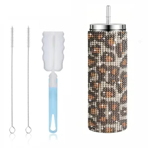 Glänzender 20oz Strass Becher Set mit Strohhalm und Reinigungsbürsten für unterwegs.