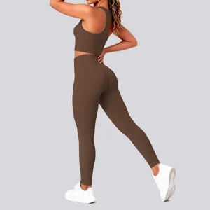 Brown seamless workout yoga set detail, featuring a stylish sports bra and high waist leggings.