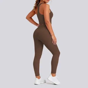 Seamless solid color sports bra and high waist leggings yoga set, side view detail shot.