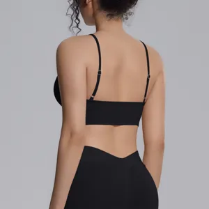 Back view detail of black seamless sports bra and leggings set, highly breathable and stretchy.