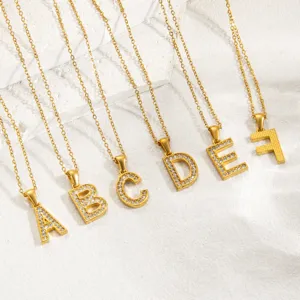 Goldfarbene Edelstahl Strass Buchstaben Anhänger Halskette Mode Schmuck für Frauen