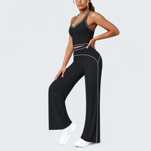 Ensemble de yoga sport femme soutien-gorge dos nageur pantalon evase fitness noir.