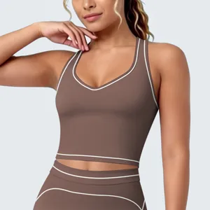 Bruine naadloze sport-bh met witte bies yoga fitness sportkleding detailweergave