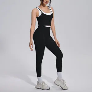 Contrast ribbed sports bra and high-waist yoga leggings set for fitness running gym training.