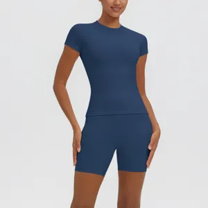 Ensemble de yoga respirant pour femme haut manches courtes short taille haute fitness sport