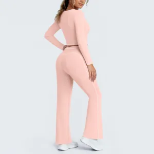 Rosa langarm Schlaghose Yoga Set zweiteilige Sportbekleidung mit Kontrastpaspel.