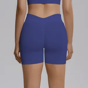 Seamless high-waisted V-waist yoga shorts, peach lift fitness athletic running shorts.