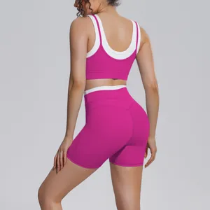Detail view of the contrast color seamless yoga set back design, premium nylon activewear.