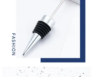 Tappo per vino conico con nervature in silicone nero e stelo in metallo per sigillare le bottiglie