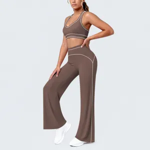 Completo yoga da donna due pezzi reggiseno sportivo e pantaloni a zampa marrone fitness palestra