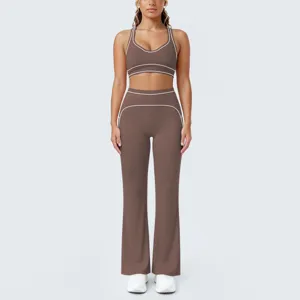 Set yoga sportivo con linea a contrasto marrone donna fitness palestra due pezzi
