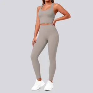 Detail view of seamless nude-feeling athletic yoga set for women, perfect for gym running fitness
