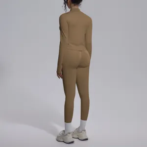 Set yoga fitness a maniche lunghe tinta unita senza cuciture, abbigliamento sportivo donna.