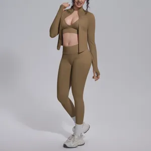 Set yoga senza cuciture monocolore 3 pezzi abbigliamento sportivo giacca reggiseno leggings