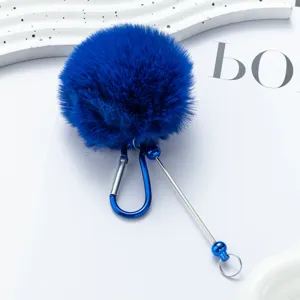 Blauer flauschiger Bommel Schlüsselanhänger mit Karabiner und Nadel, Plüsch Taschenanhänger.