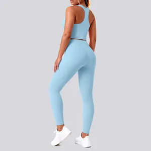 Seamless athletic yoga set for women, breathable fitness workout gym activewear outfit.