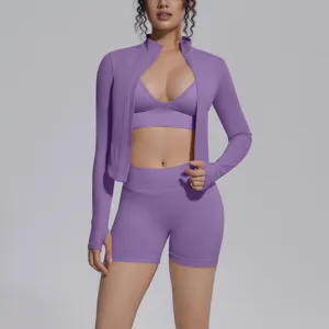 Seamless solid color fitness yoga 3-piece set detailed view showing stretch fabric.