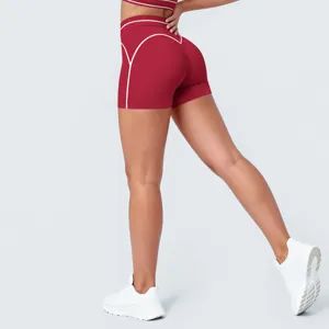 Close-up detail van hoge taille contrast piping fitness yoga shorts sportkleding.