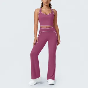 Ensemble de yoga contrasté pour femmes haut court et pantalon flare tenue de sport