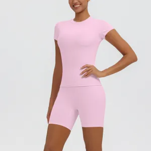 Ensemble de yoga sans couture pour femme haut de sport rose respirant short de course taille haute