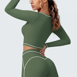 Grünes Sport-Langarm-Crop-Top und Leggings, atmungsaktives elastisches Fitness-Outfit für Yoga.