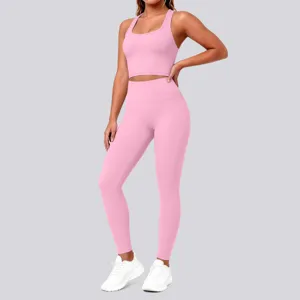 Detailed view of the pink seamless activewear set featuring a crop top and high waist leggings.