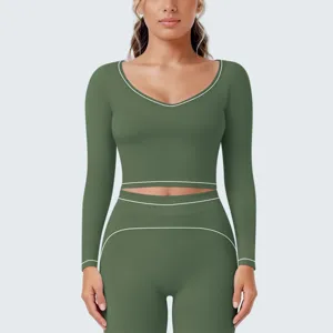 Dames sportkleding olijfgroen lange mouw crop top en fitness yoga legging sportset.