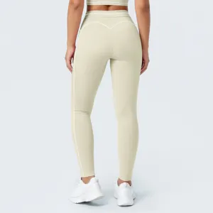 Pantalones de yoga de talle alto efecto desnudo con costuras contrastantes para mujer.