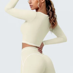 Damen Sport Langarm Crop Top Fitness Laufen Yoga Bekleidung Detailansicht, beige mit Biesen