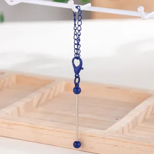 Llavero con cuentas DIY de metal para accesorios hechos a mano y proyectos creativos de arte.