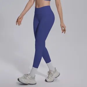 Seamless high-waisted solid color V-waist yoga pants, breathable fitness running sports leggings.