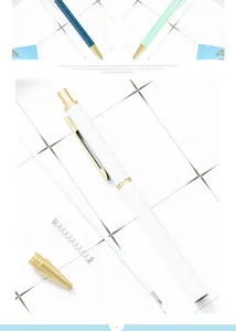 Minimalistischer Metall-Kugelschreiber mit zerlegter Miene und Feder fuer Buromaterial.