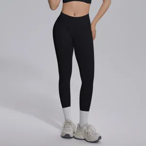 High waist seamless black V-waist yoga pants fitness activewear leggings detail view
