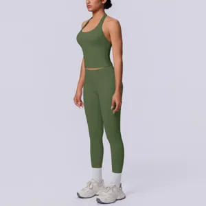 Set due pezzi yoga fitness halter unito senza cuciture dettaglio, abbigliamento sportivo.