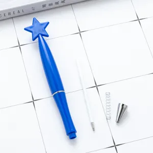 Penna a sfera in plastica blu con stella creativa smontata con ricarica molla e punta