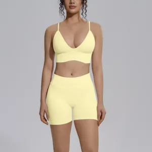 Conjunto de Ropa de Yoga Sin Costuras Color Sólido para Mujer Sujetador Deportivo Espalda Cruzada Shorts Cintura Alta Levanta Cola Ropa Deportiva Parte Superior Y Inferior