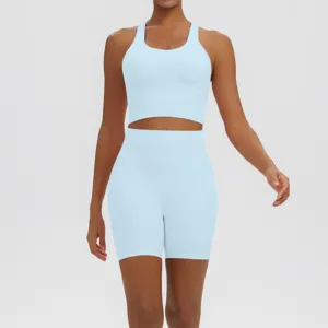 Light blue seamless yoga set sports bra and fitness shorts detail view breathable workout wear