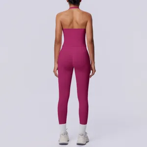 Completo sportivo senza cuciture tinta unita schiena scoperta donna yoga fitness dettagli.