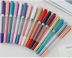 Kleurrijke kristallen balpen set detailweergave, glitter diamant kantoor schrijfwaren.