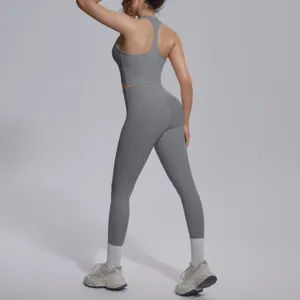 Effen kleur racerback yoga set gedetailleerd overzicht, sportieve fitness tweedelige sportkleding.